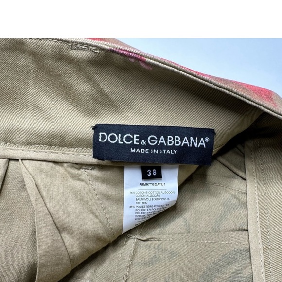 AUTHENTIC Dolce & Gabbana Graffiti Print
Miniskirt Size 38 - Picture 5 of 9